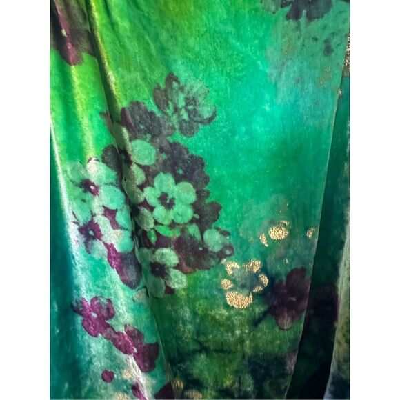 Meredith Burns Velvet Slip Dress - Picture 2 of 9